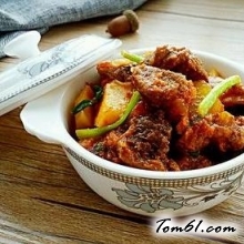 番茄土豆烧牛腩的做法