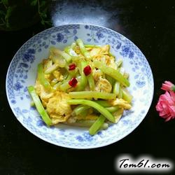 西瓜皮炒鸡蛋的做法