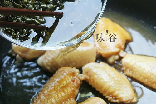 【茶香鸡翅中】