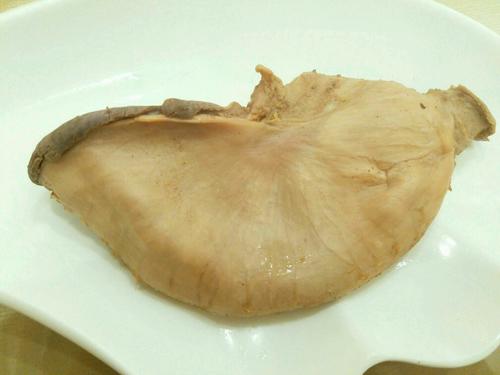 【红椒炒肚丝】