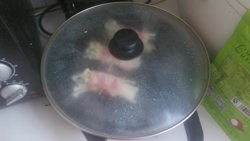 【培根金针菇卷】