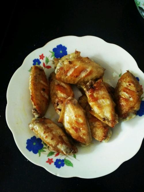 【蒜香鸡中翅】