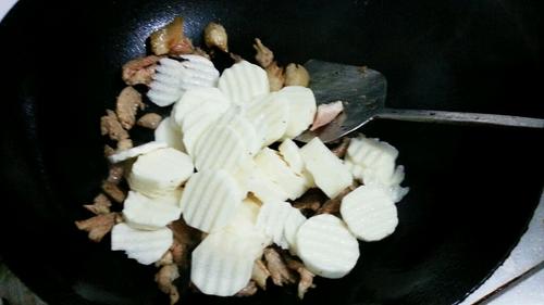 【肉丝炒山药】