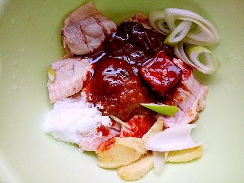 【秘制烤鸡翅】