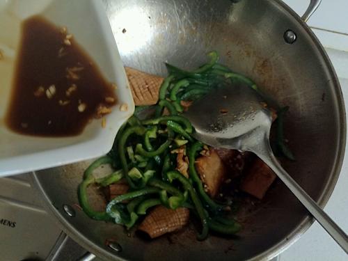 【酱汁杏鲍茹】