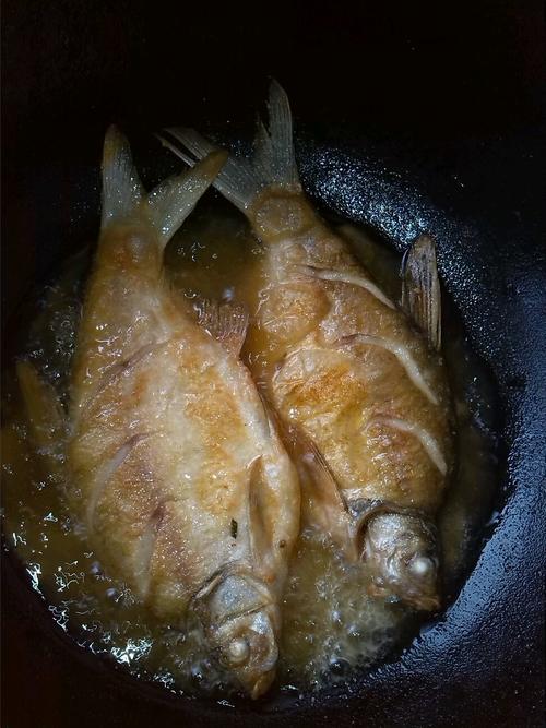 【豆瓣酱烧鲳鱼】