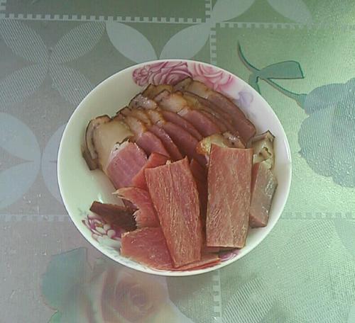 【荷兰豆炒腊肉】