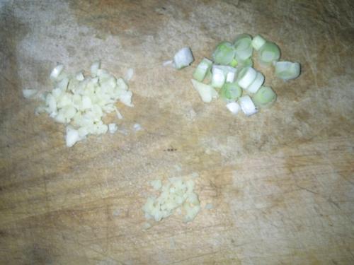 【青椒炒豆腐皮】