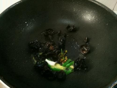 【 家常炒丝瓜】