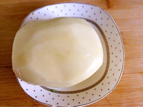 【过油肉土豆片】