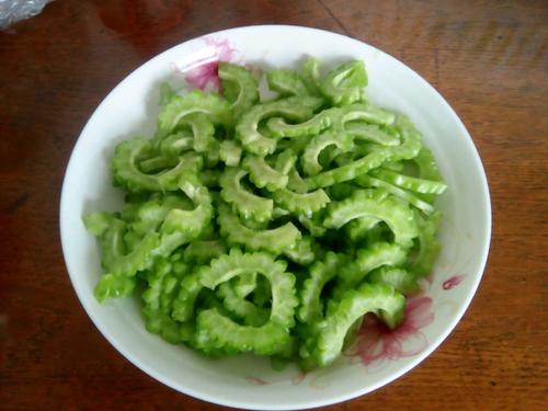 【苦瓜炒蛋】