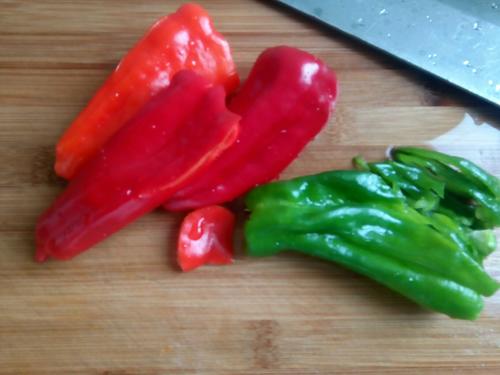 【辣椒猪耳朵】