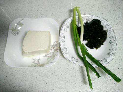 【木耳烧豆腐】