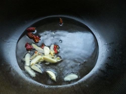 【酸辣土豆丝】