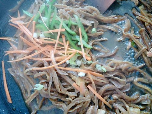 【肉炒萝卜干】