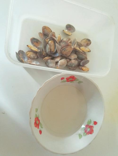 【酸笋炒花蛤】