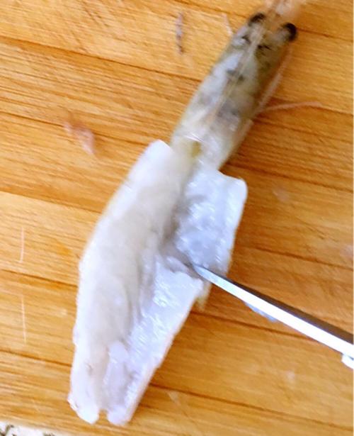 【《蒜蓉蒸虾》】