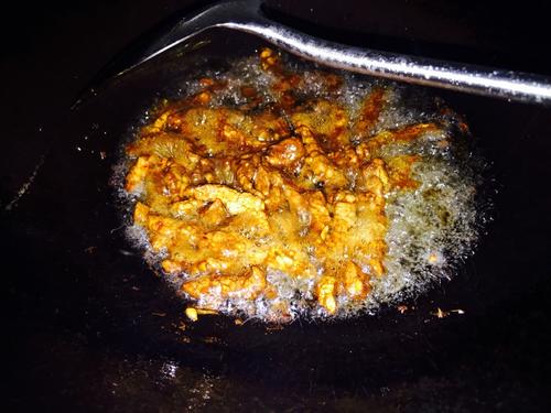 【牛肉炒芹菜】