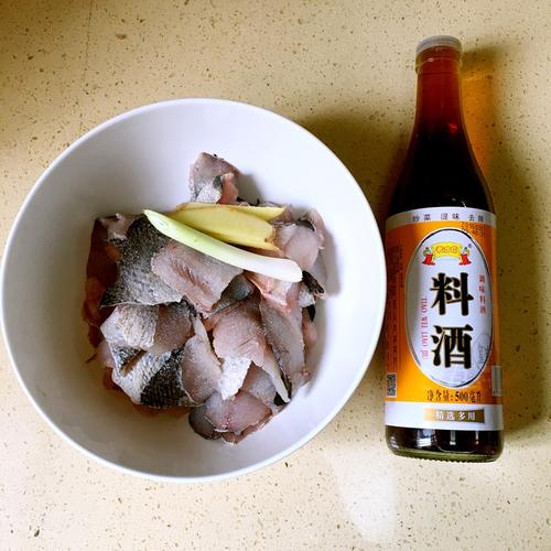 【干煸黑鱼片】