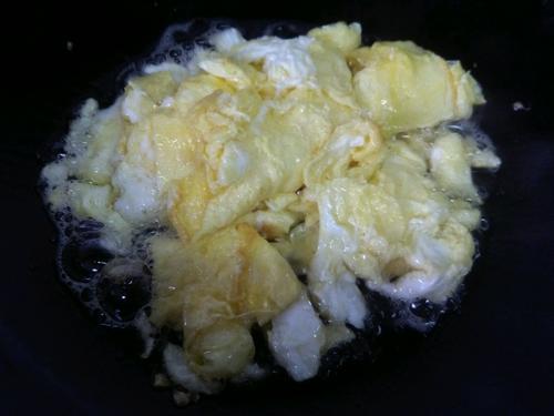 【西瓜皮炒鸡蛋】