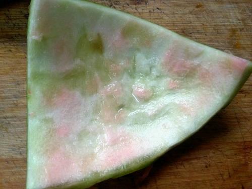 【西瓜皮炒鸡蛋】