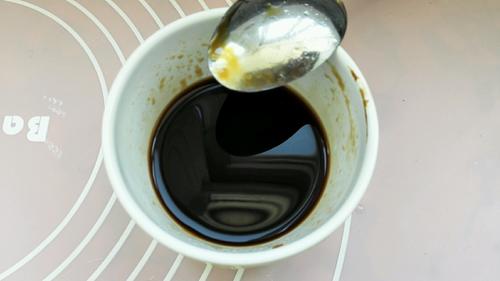 【双椒炒蟹味菇】