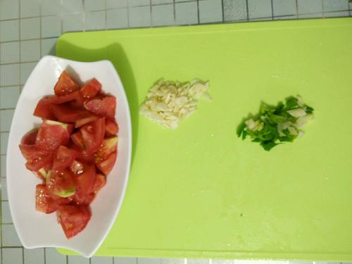 【番茄烧茄子】