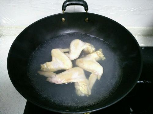 【红烧鸡翅膀】