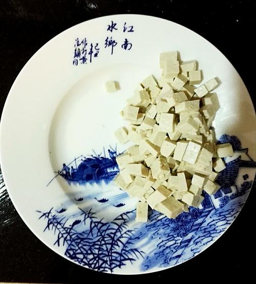 【香椿豆腐】