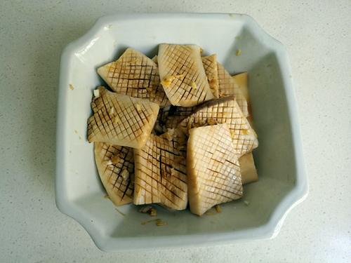 【酱汁杏鲍茹】