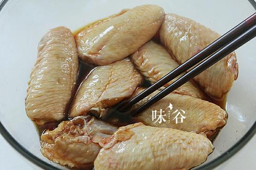 【茶香鸡翅中】