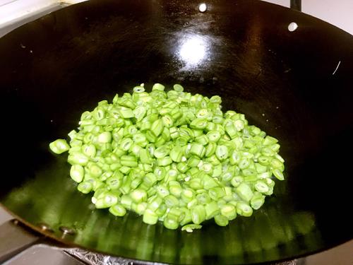 【榄菜四季豆】