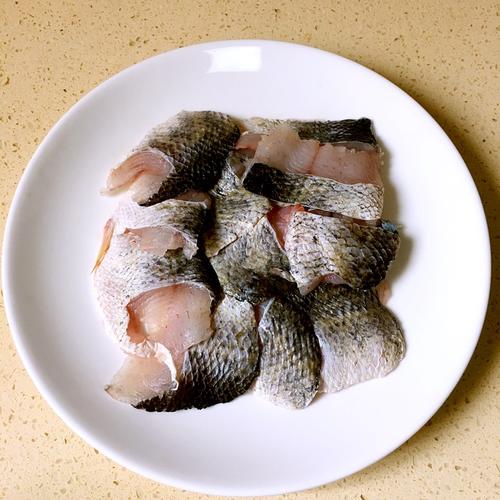 【干煸黑鱼片】