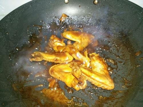 【红烧鸡翅膀】