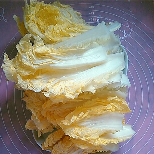 【酸辣娃娃菜】