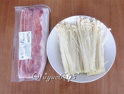 【培根卷金针菇】
