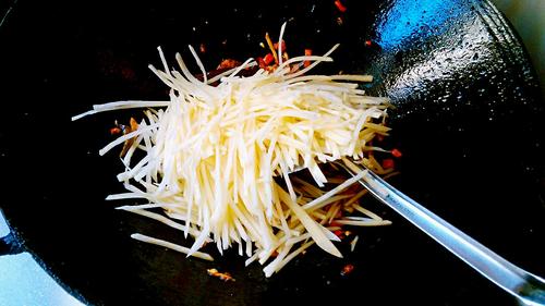 【鱼香土豆丝】