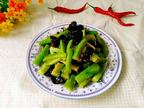 【 家常炒丝瓜】