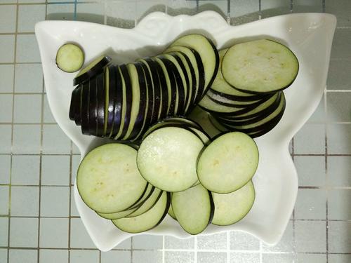 【番茄烧茄子】