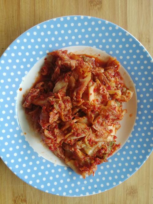 【辣白菜炒土豆片】