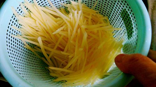 【鱼香土豆丝】