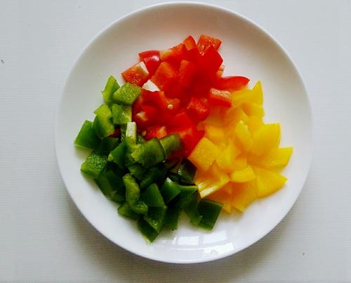 【黑椒牛肉粒】