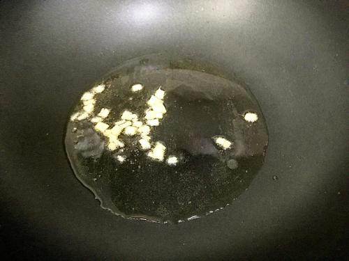 【香干炒蒜苔】