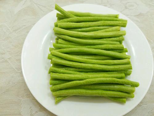 【咸鱼炒豆角】