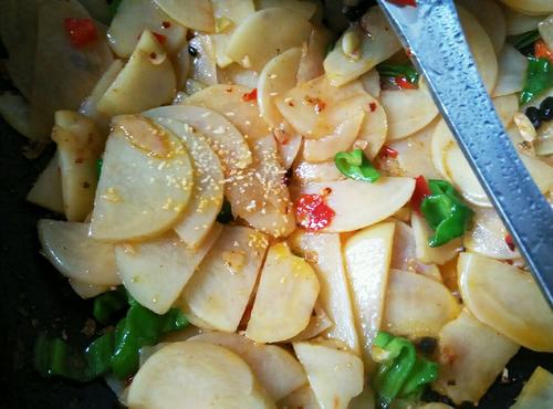 【红烧土豆片】