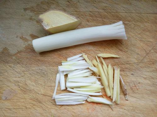 【红酒贵妃鸡翅】