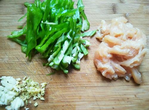 【豆豉辣椒炒肉】