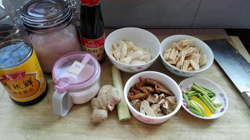 【蚝油腐竹素食菌】