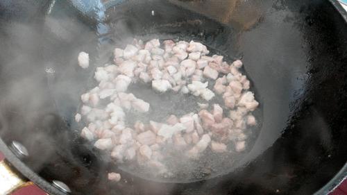 【肉丁土豆丝】