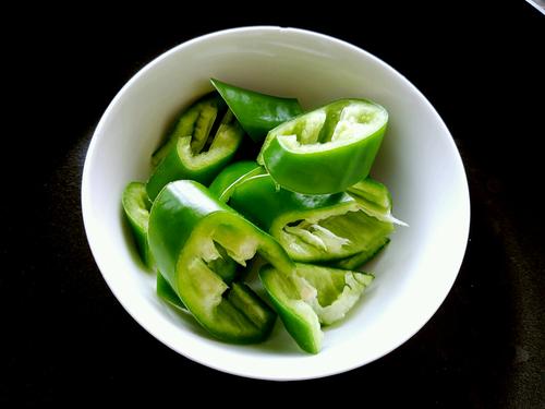 【土豆片尖椒炒肉】